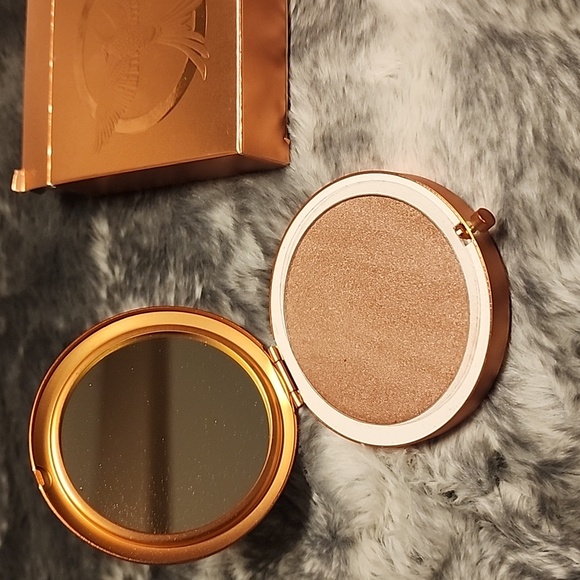 Hunger game highlighter, revolution - Picture 2 of 6